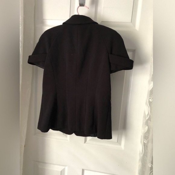 WOMEN'S MICHAEL KORS SHORT-SLEEVE, SINGLE BREASTED BLAZER - Picture 3 of 4